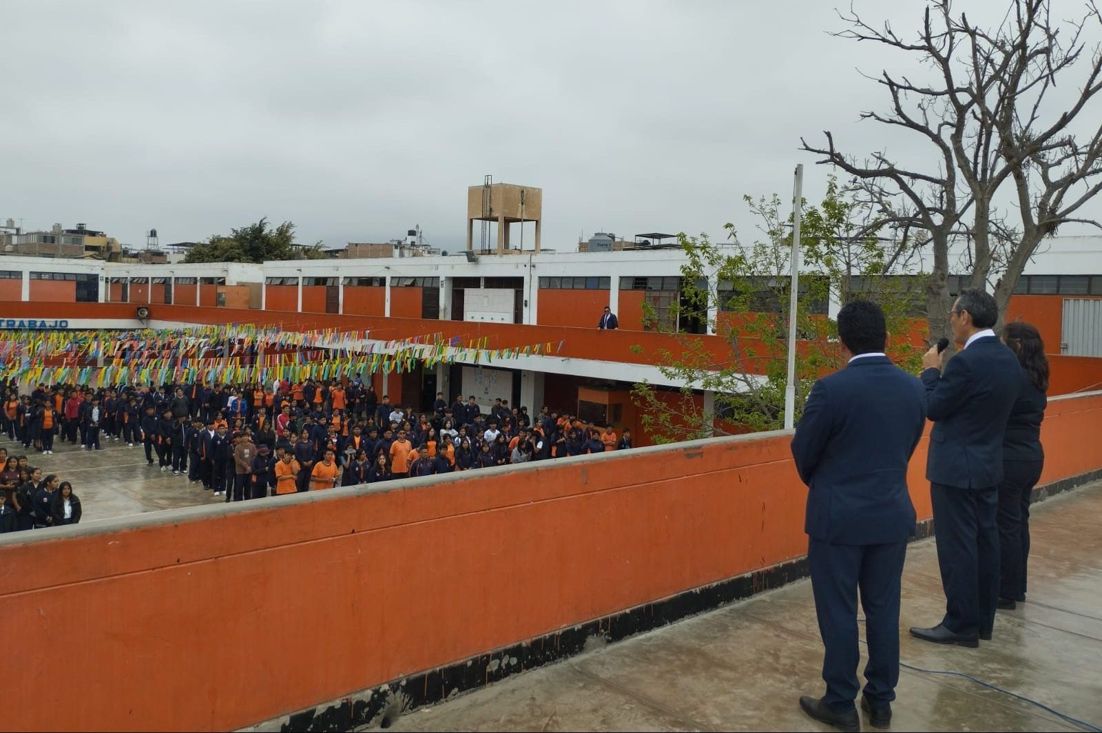 VICEPRESIDENTE DEL TC HELDER DOMÍNGUEZ DIO LA CHARLA ACADÉMICA “LA CONSTITUCIÓN EN EL COLE”, EN COLEGIO GUSTAVO RIES, EN TRUJILLO